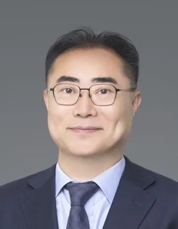 [최수영의 과실비율 구조보기] 우회전 1차로 틈새 주행 택시 vs 대기 후 출발 차량… 법원 “7:3 책임”